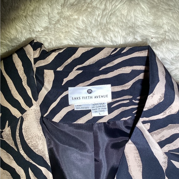 Saks Fifth Avenue zebra print 100% silk blazer jacket size large - Picture 15 of 15